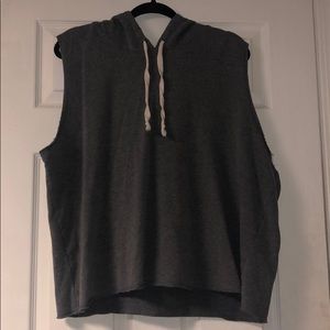 No sleeve hoodie